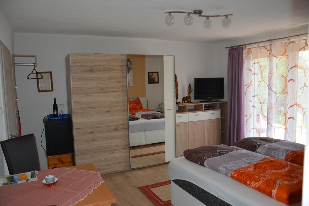 Homestay Gaestehaus Schmid *