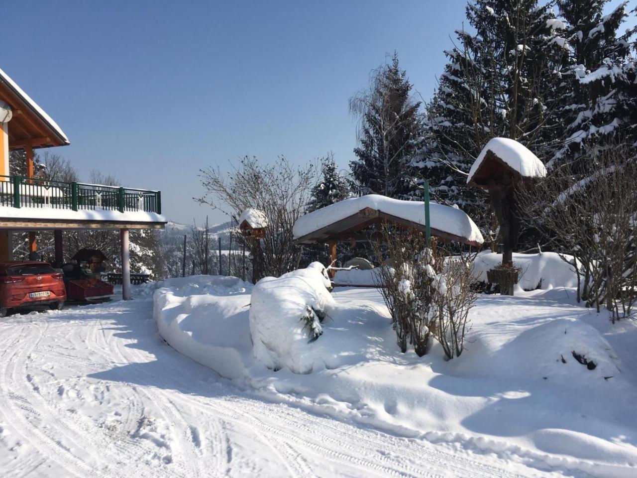 Gaestehaus Schmid Homestay Sankt Johann im Saggautal
